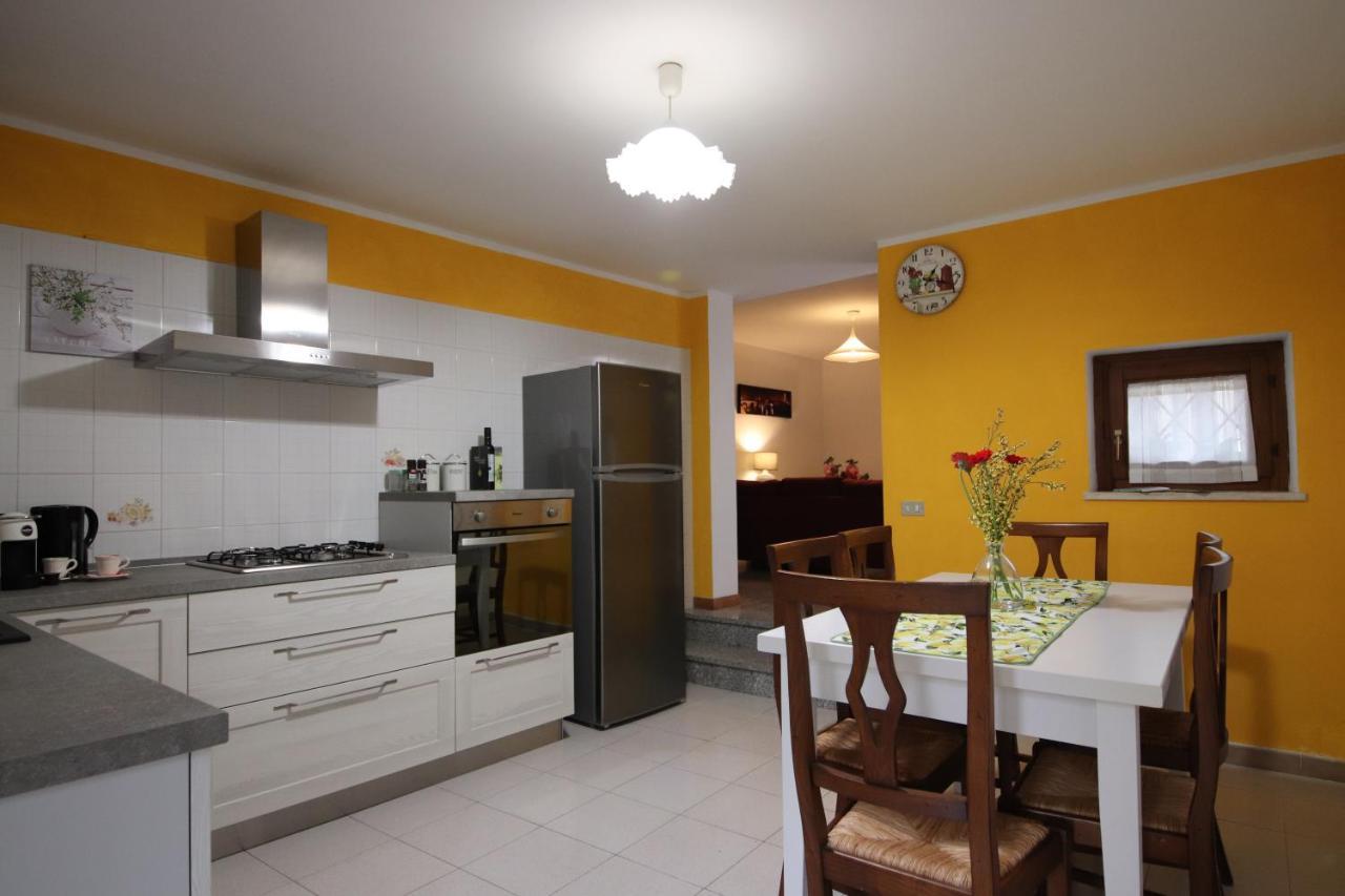 Casa Vacanze Al Borgo Caprino Veronese Exterior foto