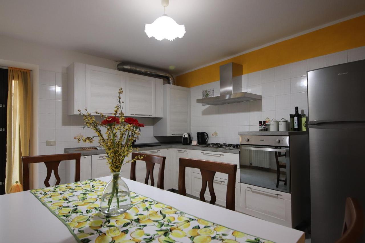 Casa Vacanze Al Borgo Caprino Veronese Exterior foto